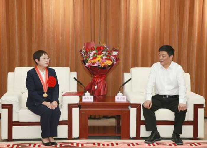 新冠疫情的英文介绍（新冠疫情的英文介绍作文）