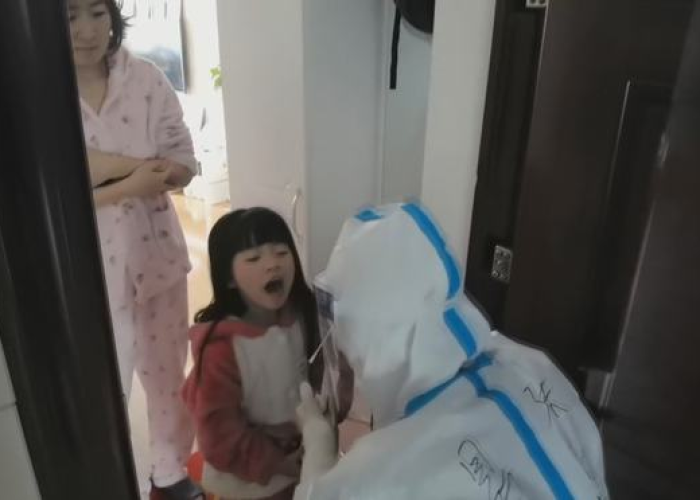 抗击疫情过程中的感人故事（抗击疫情中发生的感人故事）