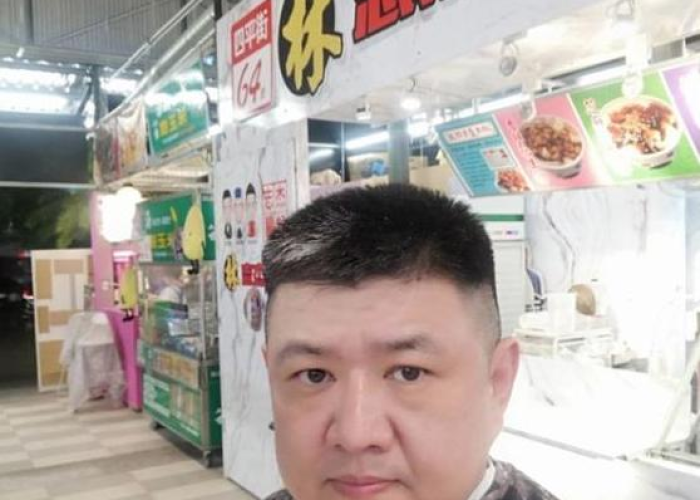 在疫情期间工作人员的辛苦（在疫情期间努力工作）