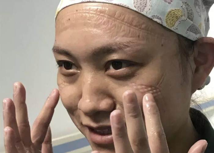 在疫情期间工作人员的辛苦（在疫情期间努力工作）
