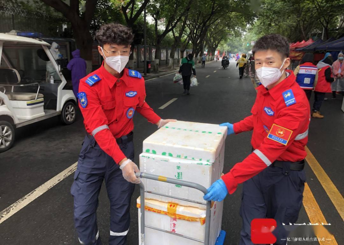 疫情感动瞬间2020年（疫情感动一瞬间）