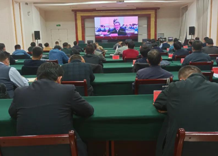 关于新冠疫情的感人视频（新冠疫情感人瞬间）