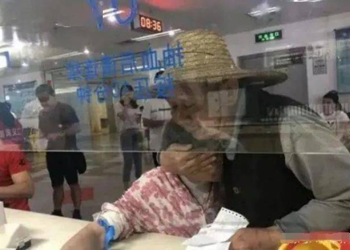 新冠疫情感人视频催人泪下（疫情感人视屏）