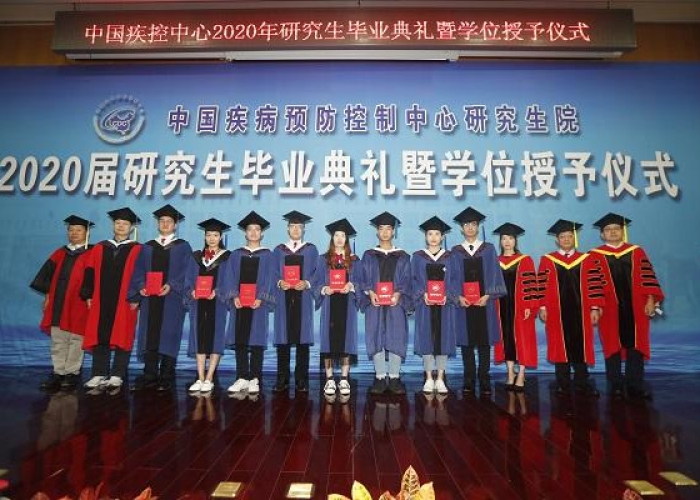 回首疫情（回首疫情说说朋友圈文案短句）