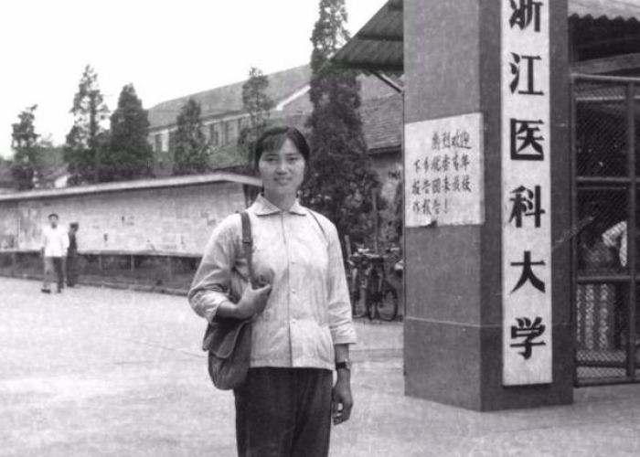 疫情中最让人感动的照片（疫情期间最感动的一张照片）