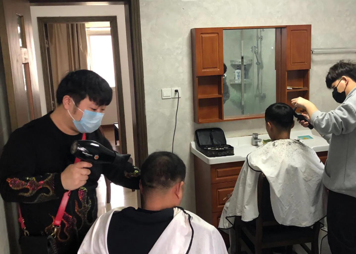 疫情期间在家理发男士（疫情期间理发注意事项）