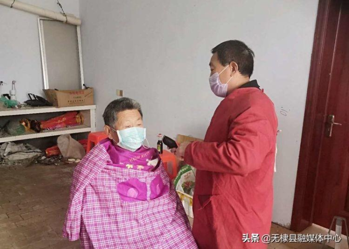 疫情在家理发教程文案（疫情 理发）
