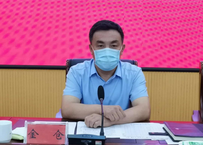 新冠疫情中抢救生命的视频（新冠急救视频）