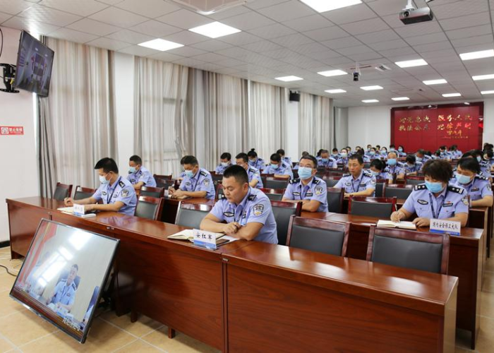 疫情小视频小学生（小学生关于疫情的短视频）