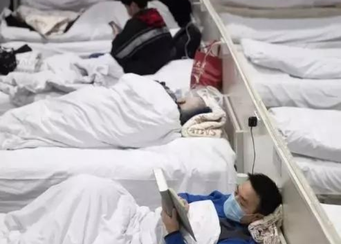 武汉疫情一夜白头情侣（武汉疫情一对情侣的真实故事）