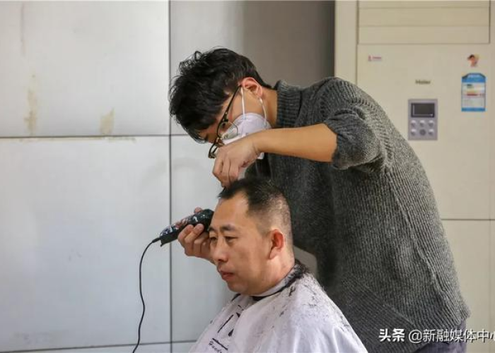 理发师疫情期间理发怎么办（疫情期间 理发）