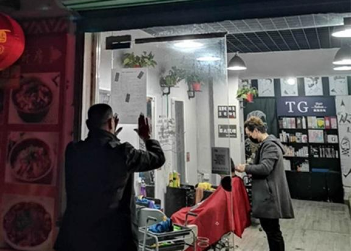 理发师疫情期间理发（疫情期间理发店有补贴吗）