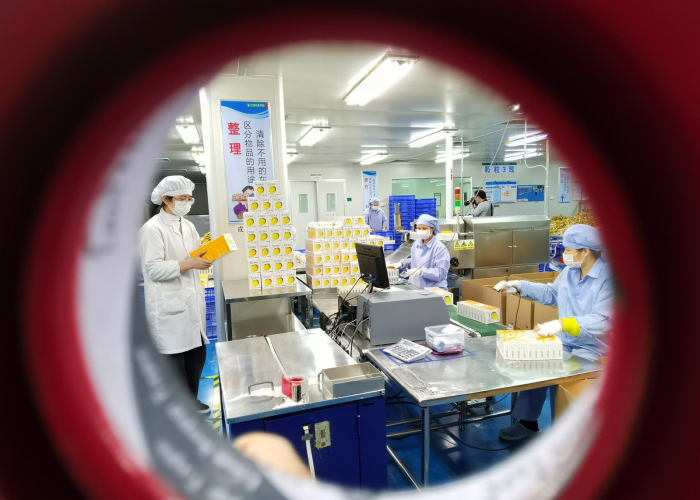 2020年新冠疫情回顾短视频（2020年新冠疫情的视频）