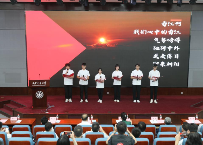 战胜新冠疫情配音（抗击新冠疫情的配乐）