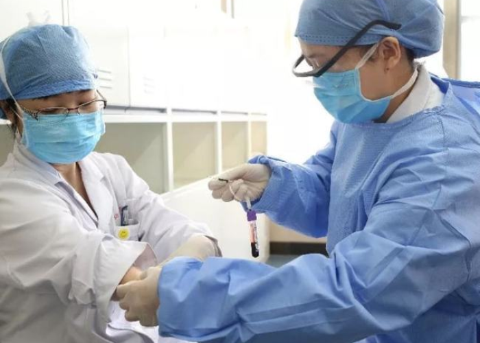 疫情期间坚持在岗位的人（疫情期间坚持在岗位的人怎么形容）