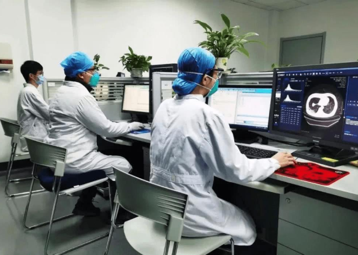 新疫情刚刚发生的情况（新冠疫情出现新情况）