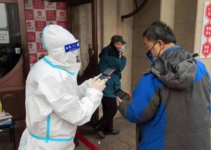 疫情医生志愿者感人视频（疫情志愿者感动视频）