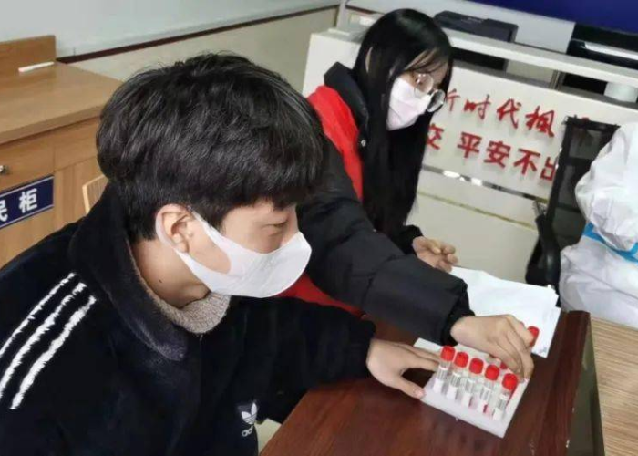 疫情医生志愿者感人视频（疫情志愿者感动视频）