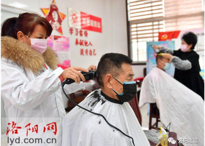 疫情理发（疫情期间理发店怎么发朋友圈）