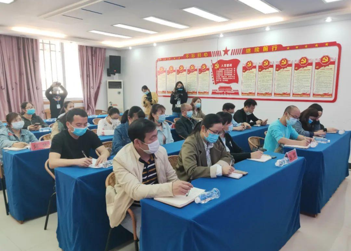 四川成都疫情新闻发布会（成都疫情发布会电视频道）
