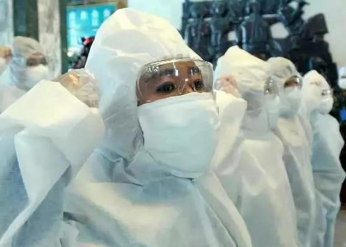 武汉疫情初期视频医护人员伤亡（武汉疫情医护人员累倒照片）