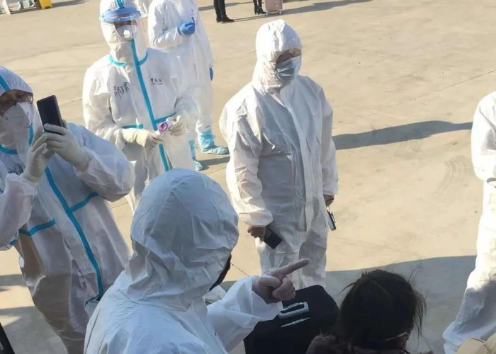 新冠疫情英语作文范文（2020新冠疫情英语作文万能句）