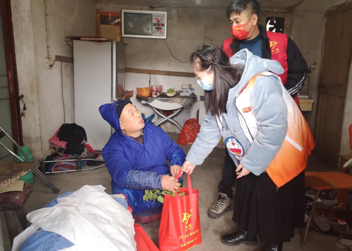 疫情中温暖的事情（疫情中温暖的事情200字）