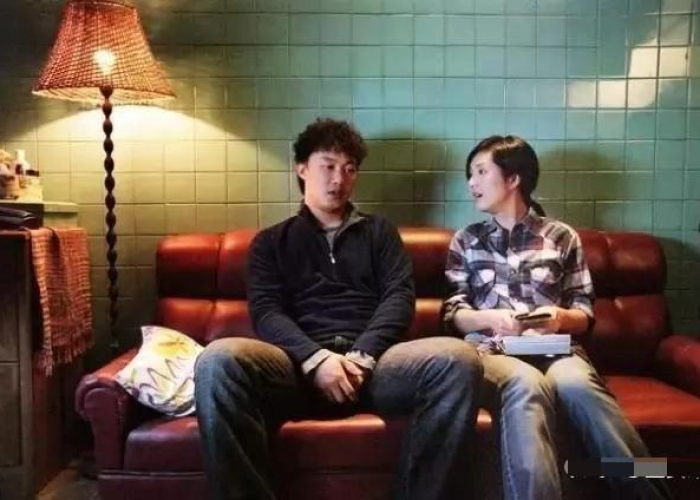 武汉疫情情侣摘下口罩（疫情摘下口罩的武汉护士图片）