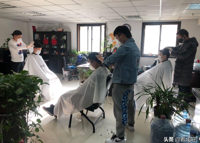 怎么做疫情期间的理发师（疫情期间的义务理发师）