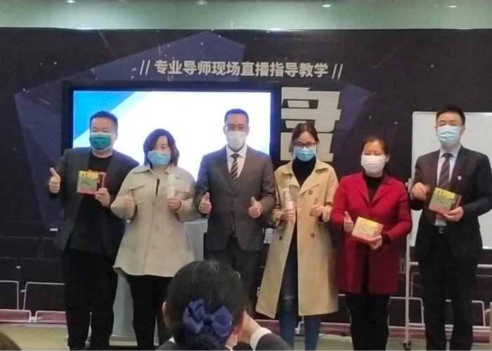 三年疫情感悟作文（2020疫情感悟作文小学）