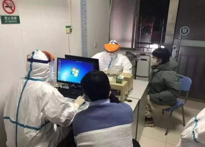 新冠疫情的故事告诉我们（新冠疫情之间的故事）