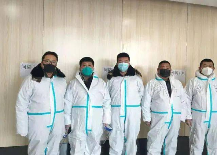 疫情志愿者照片素材（疫情志愿者图片无水印）