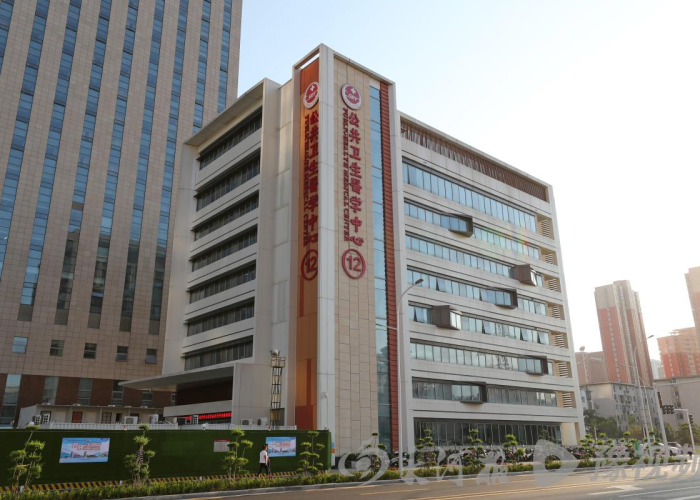 新冠疫情死亡医护人员人数（新冠疫情死亡医护人员人数多少）