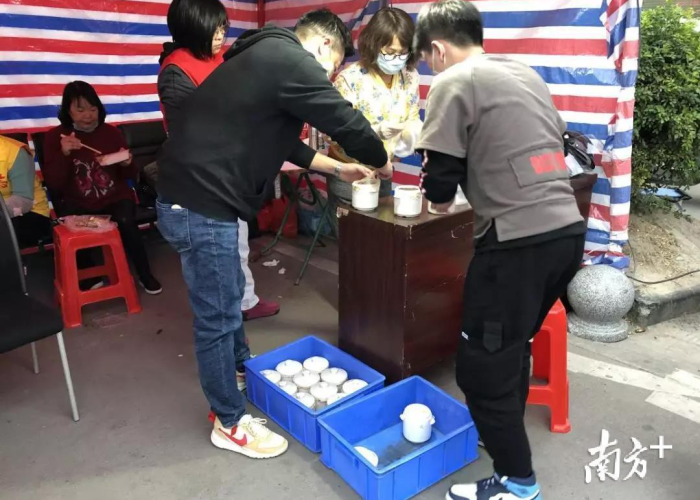 疫情背后温暖人心的故事（疫情背后的感人故事）