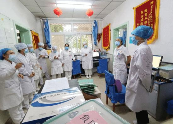 疫情热点话题点评（疫情热点话题点评怎么写）