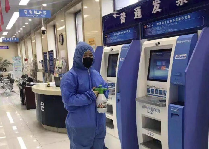 抗击疫情医护感人视频（医生护士抗击疫情的视频）