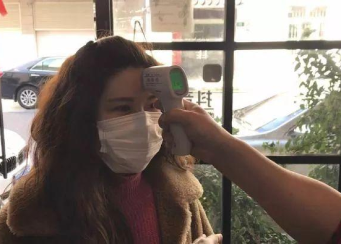 理发师疫情期间理发可以吗（疫情期间的理发师）