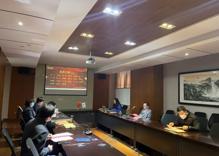 今年疫情年终总结怎么写个人（今年疫情年终工作总结）
