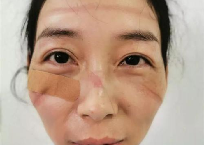 疫情还在工作的说说（疫情还在工作的说说句子）