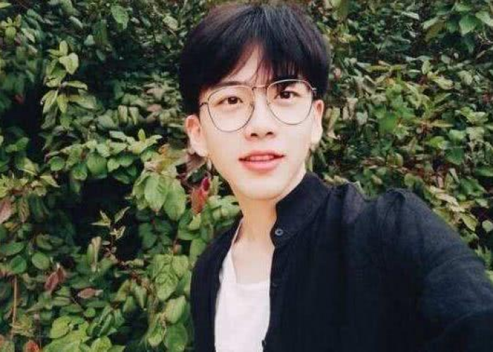 疫情期间抖音最火的大学生男网红（抖音网红大学视频）