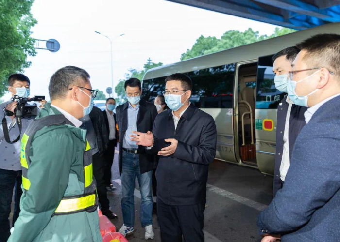 如果疫情一直持续中国会怎么样（如果疫情一直持续下去人类该怎么办）