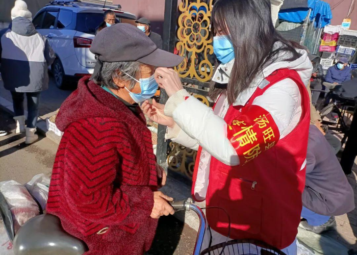 疫情口罩小孩可以戴吗（防疫期间婴儿戴口罩）