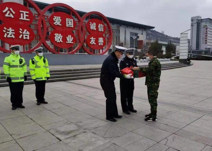疫情时的爱国故事（疫情爱国感人故事）
