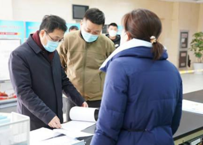防控疫情一线工作人员指哪些人（防控疫情一线人员做了什么）