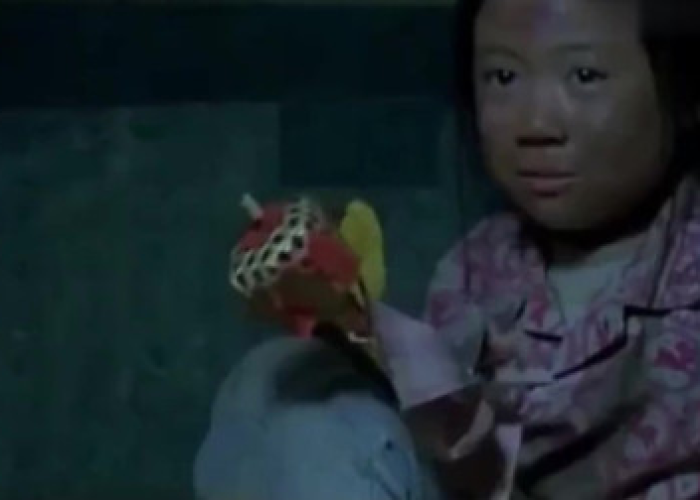 疫情期间感人视频催人泪下（疫情感人视屏）