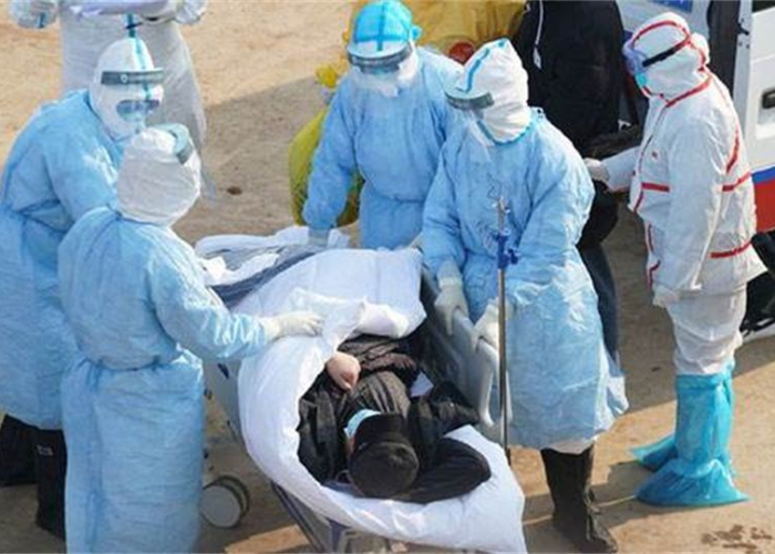 疫情短视频（疫情短视频,妻子得了病,丈夫冒死进去）