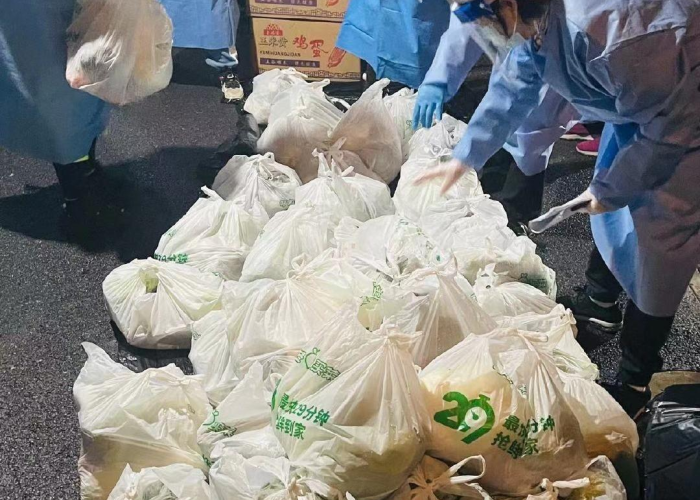 疫情的钱被谁赚走了呢（疫情期间谁赚的钱最多）