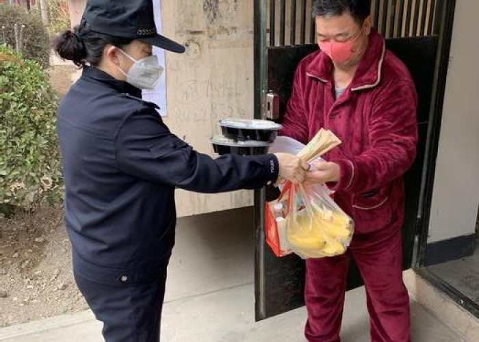 疫情中的25个感人故事简短（疫情中那些感人故事）