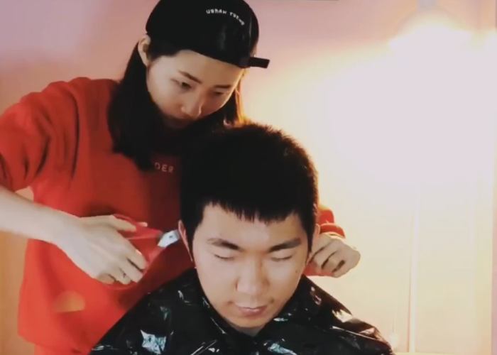 疫情在家给孩子理发文案（疫情在家给孩子理发文案怎么写）