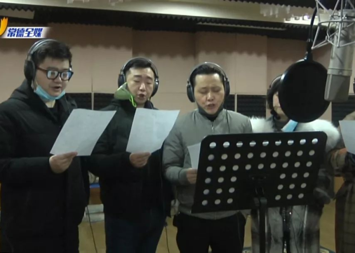 新冠疫情音乐配音演员是谁（给疫情配音的音乐）